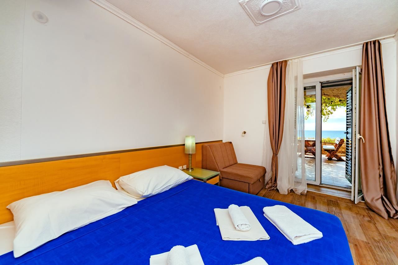 Отель Hotel Savojo Петровац-33