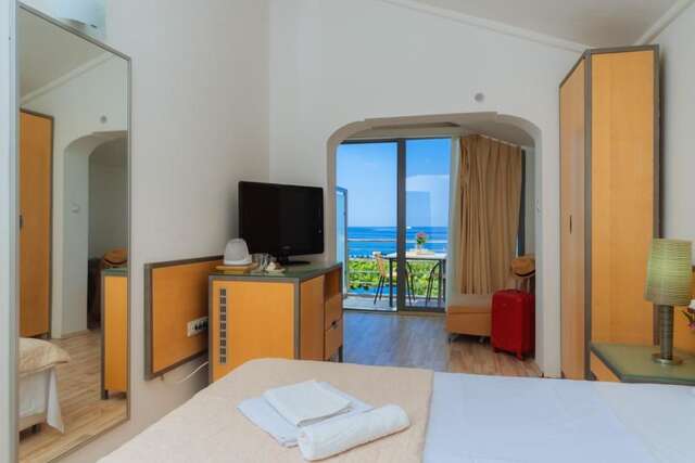 Отель Hotel Savojo Петровац-53
